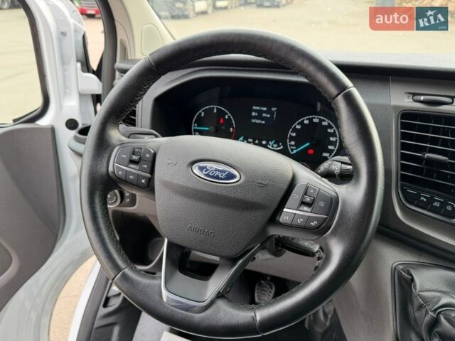 Белый Форд Транзит Кастом, объемом двигателя 2 л и пробегом 187 тыс. км за 15900 $, фото 19 на Automoto.ua