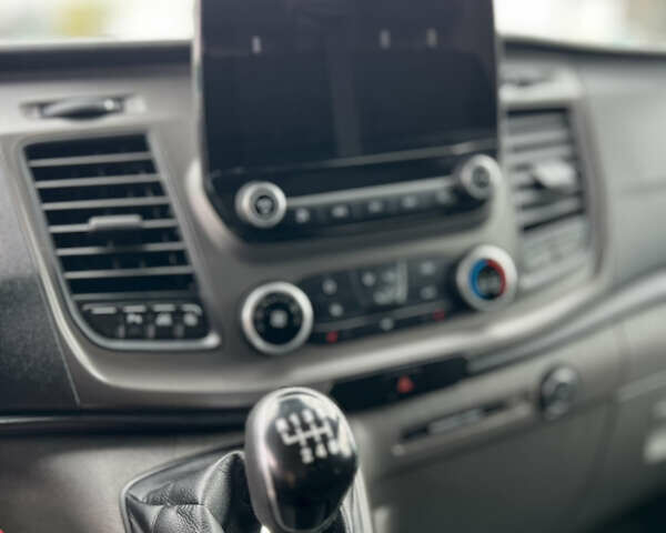 Белый Форд Транзит Кастом, объемом двигателя 2 л и пробегом 222 тыс. км за 15800 $, фото 12 на Automoto.ua