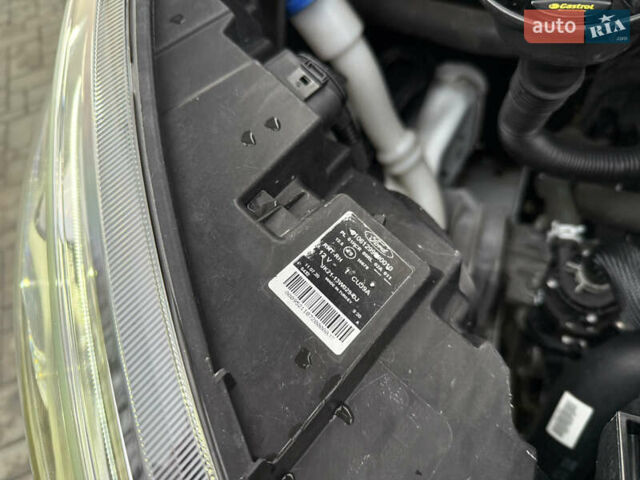 Білий Форд Транзит Кастом, об'ємом двигуна 2 л та пробігом 197 тис. км за 14499 $, фото 47 на Automoto.ua