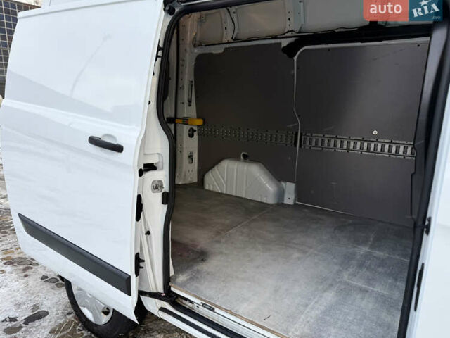 Белый Форд Транзит Кастом, объемом двигателя 2 л и пробегом 197 тыс. км за 14599 $, фото 29 на Automoto.ua