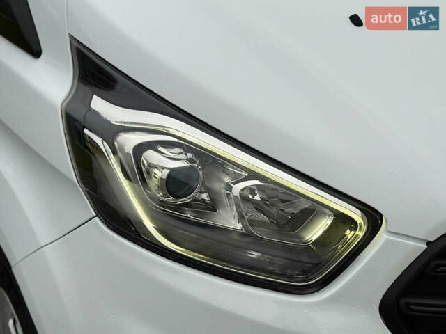 Білий Форд Транзит Кастом, об'ємом двигуна 2 л та пробігом 197 тис. км за 14799 $, фото 10 на Automoto.ua