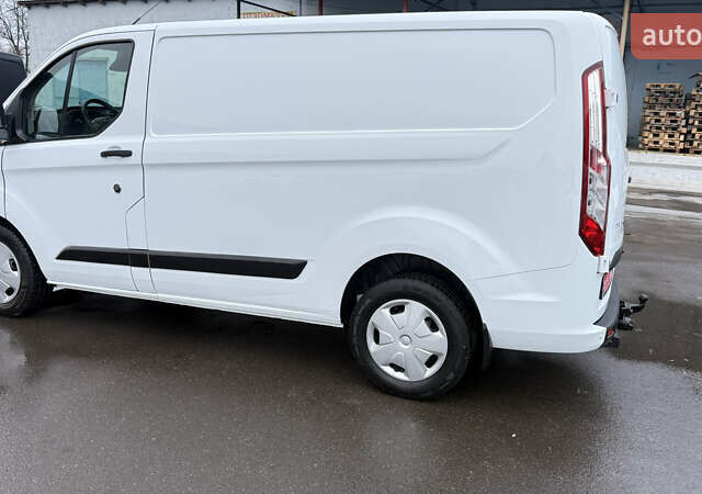 Белый Форд Транзит Кастом, объемом двигателя 2 л и пробегом 258 тыс. км за 17500 $, фото 8 на Automoto.ua