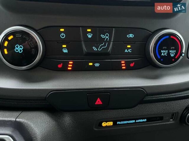 Білий Форд Транзит Кастом, об'ємом двигуна 2 л та пробігом 216 тис. км за 17800 $, фото 60 на Automoto.ua