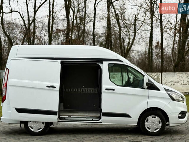 Білий Форд Транзит Кастом, об'ємом двигуна 2 л та пробігом 197 тис. км за 14799 $, фото 3 на Automoto.ua