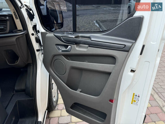 Белый Форд Транзит Кастом, объемом двигателя 2 л и пробегом 164 тыс. км за 16800 $, фото 18 на Automoto.ua
