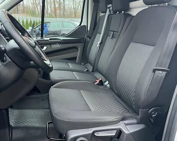 Білий Форд Транзит Кастом, об'ємом двигуна 2 л та пробігом 216 тис. км за 17800 $, фото 34 на Automoto.ua