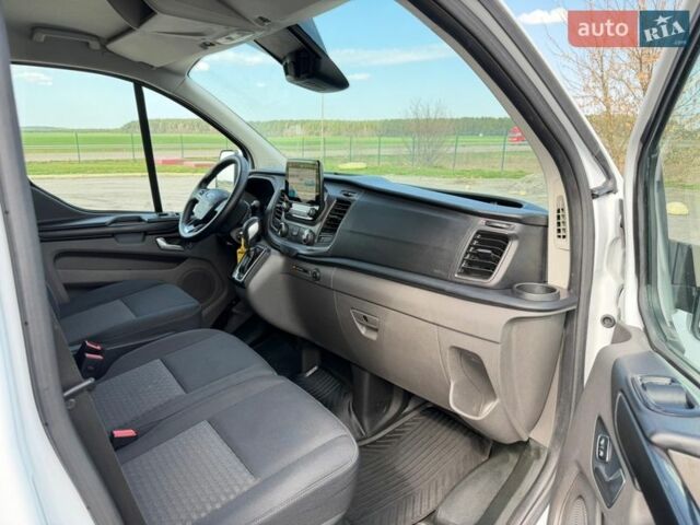 Белый Форд Транзит Кастом, объемом двигателя 2 л и пробегом 221 тыс. км за 17300 $, фото 32 на Automoto.ua