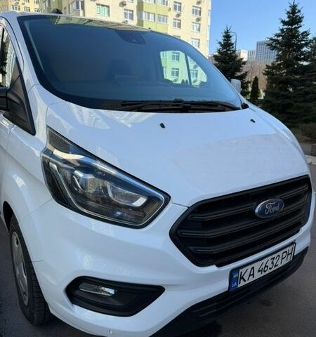 Білий Форд Транзит Кастом, об'ємом двигуна 2 л та пробігом 271 тис. км за 17500 $, фото 3 на Automoto.ua