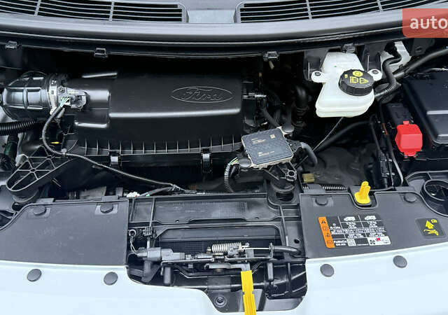 Белый Форд Транзит Кастом, объемом двигателя 2 л и пробегом 258 тыс. км за 17500 $, фото 32 на Automoto.ua