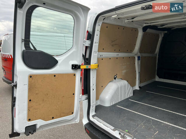Білий Форд Транзит Кастом, об'ємом двигуна 2 л та пробігом 207 тис. км за 15700 $, фото 6 на Automoto.ua