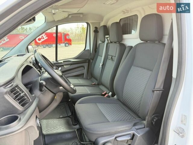 Белый Форд Транзит Кастом, объемом двигателя 2 л и пробегом 221 тыс. км за 17300 $, фото 30 на Automoto.ua