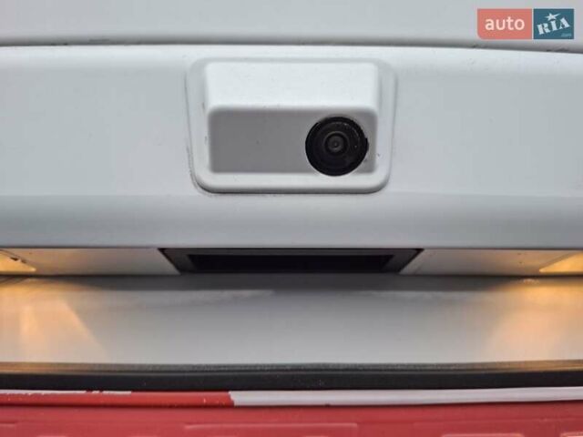 Білий Форд Транзит Кастом, об'ємом двигуна 2 л та пробігом 239 тис. км за 17333 $, фото 28 на Automoto.ua