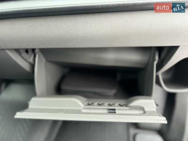 Белый Форд Транзит Кастом, объемом двигателя 2 л и пробегом 230 тыс. км за 21500 $, фото 73 на Automoto.ua