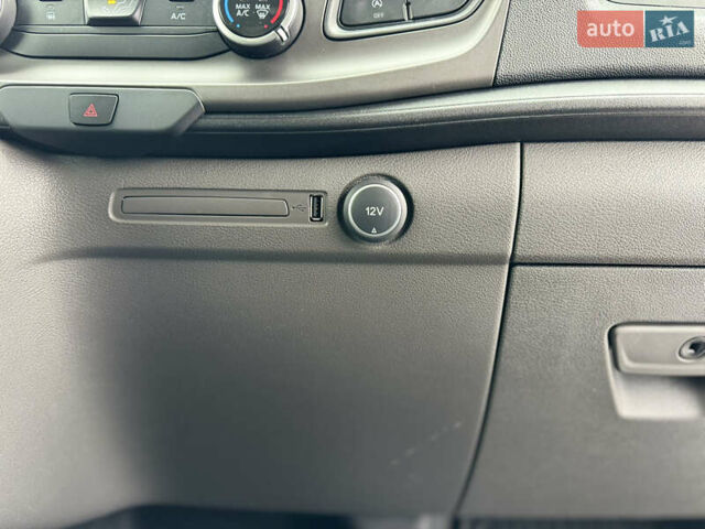 Белый Форд Транзит Кастом, объемом двигателя 2 л и пробегом 230 тыс. км за 21500 $, фото 72 на Automoto.ua