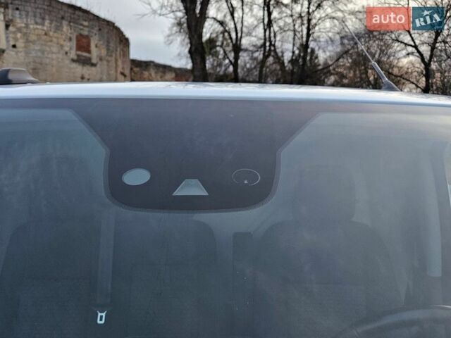 Белый Форд Транзит Кастом, объемом двигателя 2 л и пробегом 182 тыс. км за 17200 $, фото 41 на Automoto.ua