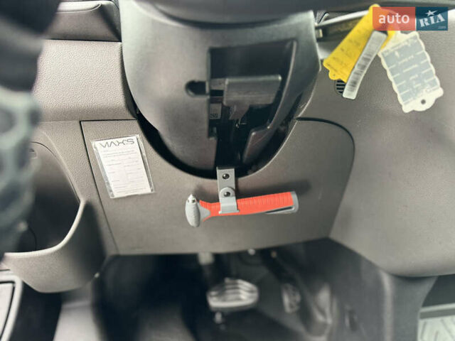 Белый Форд Транзит Кастом, объемом двигателя 2 л и пробегом 230 тыс. км за 21500 $, фото 91 на Automoto.ua