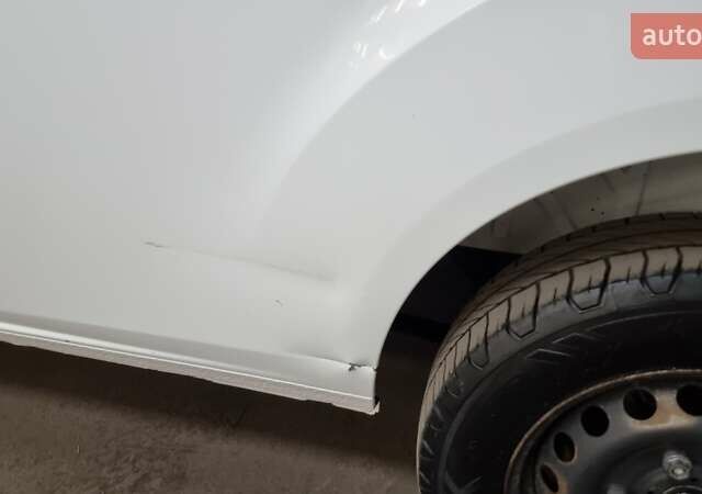 Белый Форд Транзит Кастом, объемом двигателя 2 л и пробегом 225 тыс. км за 18500 $, фото 17 на Automoto.ua