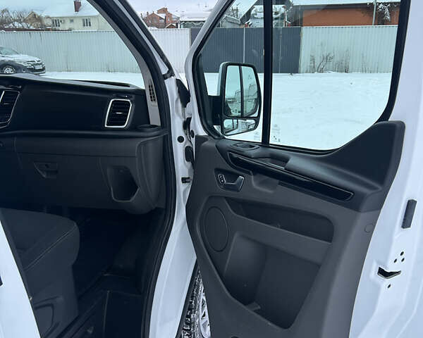 Белый Форд Транзит Кастом, объемом двигателя 2 л и пробегом 178 тыс. км за 18900 $, фото 33 на Automoto.ua