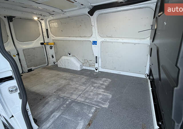Белый Форд Транзит Кастом, объемом двигателя 2 л и пробегом 200 тыс. км за 16999 $, фото 28 на Automoto.ua