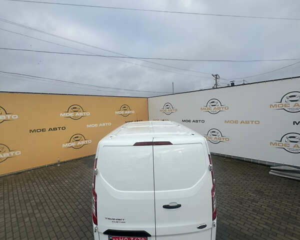 Белый Форд Транзит Кастом, объемом двигателя 2 л и пробегом 239 тыс. км за 15999 $, фото 10 на Automoto.ua