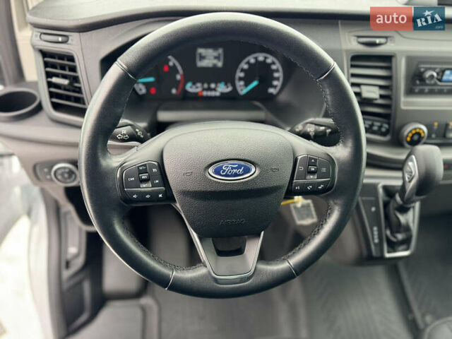 Белый Форд Транзит Кастом, объемом двигателя 2 л и пробегом 230 тыс. км за 21500 $, фото 94 на Automoto.ua