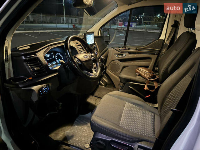 Белый Форд Транзит Кастом, объемом двигателя 2 л и пробегом 243 тыс. км за 17900 $, фото 10 на Automoto.ua