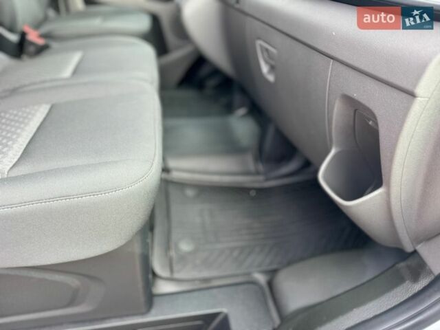 Белый Форд Транзит Кастом, объемом двигателя 2 л и пробегом 230 тыс. км за 21500 $, фото 43 на Automoto.ua