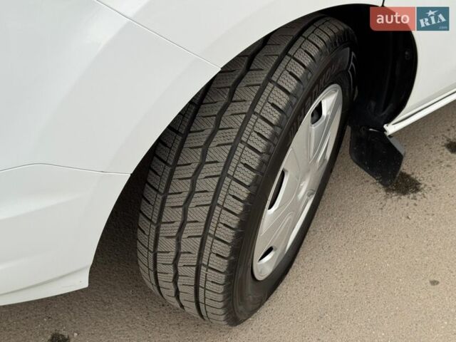 Білий Форд Транзит Кастом, об'ємом двигуна 2 л та пробігом 186 тис. км за 17350 $, фото 21 на Automoto.ua