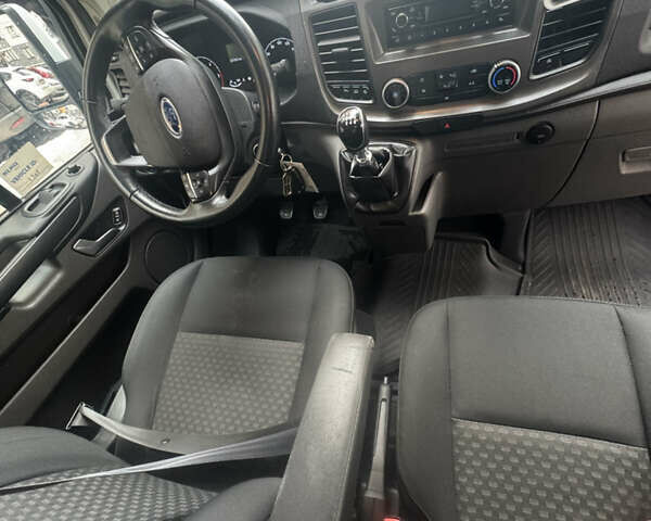 Белый Форд Транзит Кастом, объемом двигателя 2 л и пробегом 207 тыс. км за 16200 $, фото 10 на Automoto.ua