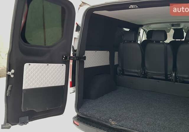 Белый Форд Транзит Кастом, объемом двигателя 2 л и пробегом 142 тыс. км за 18400 $, фото 46 на Automoto.ua