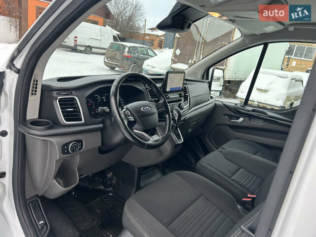 Белый Форд Транзит Кастом, объемом двигателя 2 л и пробегом 178 тыс. км за 18900 $, фото 18 на Automoto.ua