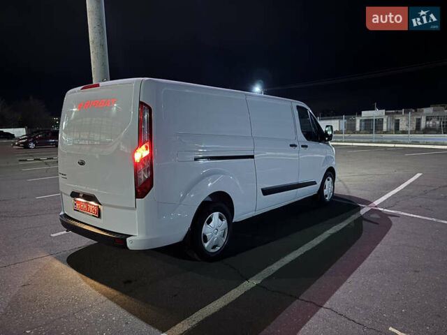 Белый Форд Транзит Кастом, объемом двигателя 2 л и пробегом 243 тыс. км за 17900 $, фото 4 на Automoto.ua