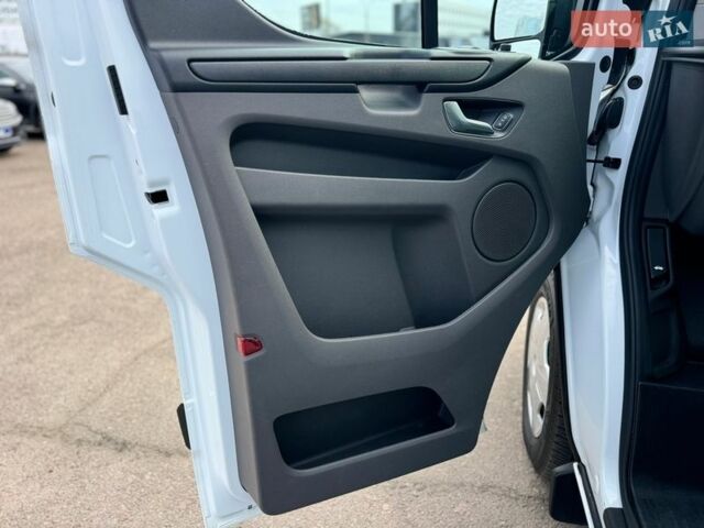 Белый Форд Транзит Кастом, объемом двигателя 2 л и пробегом 230 тыс. км за 21500 $, фото 69 на Automoto.ua