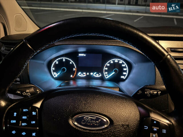 Белый Форд Транзит Кастом, объемом двигателя 2 л и пробегом 243 тыс. км за 17900 $, фото 12 на Automoto.ua