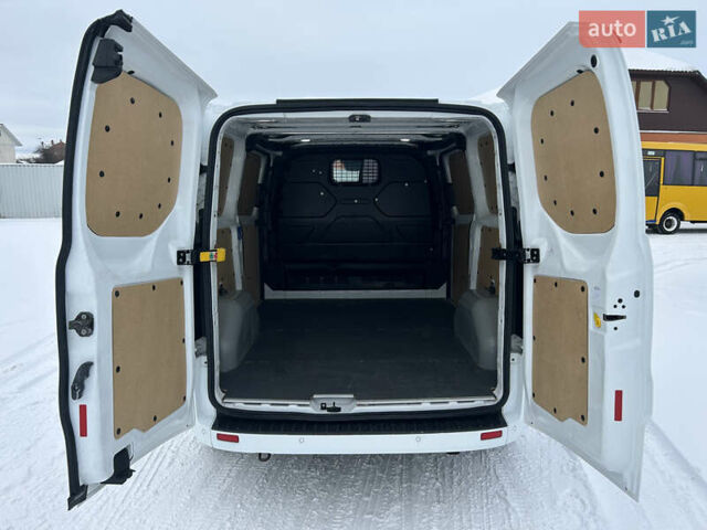 Белый Форд Транзит Кастом, объемом двигателя 2 л и пробегом 178 тыс. км за 18900 $, фото 28 на Automoto.ua