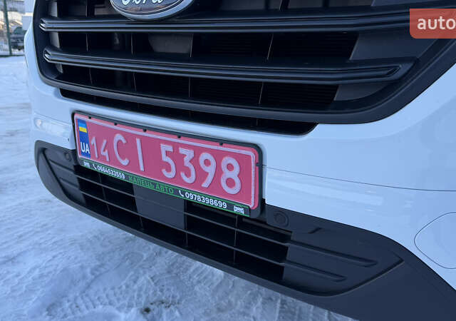 Белый Форд Транзит Кастом, объемом двигателя 2 л и пробегом 200 тыс. км за 16999 $, фото 4 на Automoto.ua