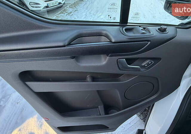 Белый Форд Транзит Кастом, объемом двигателя 2 л и пробегом 200 тыс. км за 16999 $, фото 26 на Automoto.ua