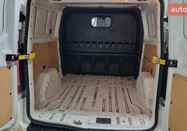 Белый Форд Транзит Кастом, объемом двигателя 2 л и пробегом 225 тыс. км за 18500 $, фото 13 на Automoto.ua