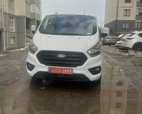 Белый Форд Транзит Кастом, объемом двигателя 2 л и пробегом 207 тыс. км за 16200 $, фото 2 на Automoto.ua