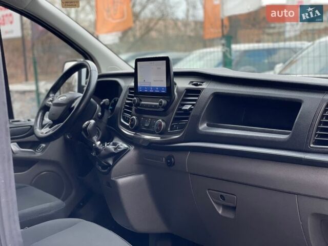 Белый Форд Транзит Кастом, объемом двигателя 2 л и пробегом 255 тыс. км за 16555 $, фото 31 на Automoto.ua