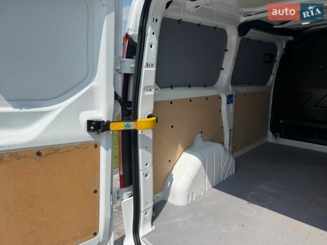 Білий Форд Транзит Кастом, об'ємом двигуна 2 л та пробігом 230 тис. км за 14300 $, фото 29 на Automoto.ua