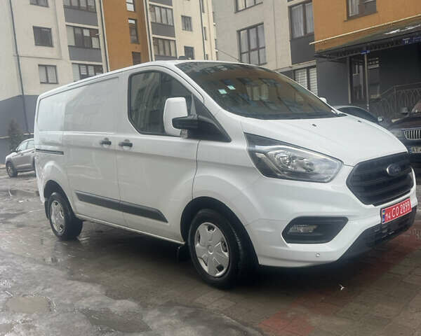 Белый Форд Транзит Кастом, объемом двигателя 2 л и пробегом 207 тыс. км за 16200 $, фото 1 на Automoto.ua