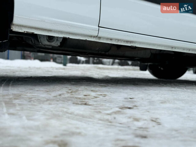 Белый Форд Транзит Кастом, объемом двигателя 2 л и пробегом 230 тыс. км за 21500 $, фото 18 на Automoto.ua