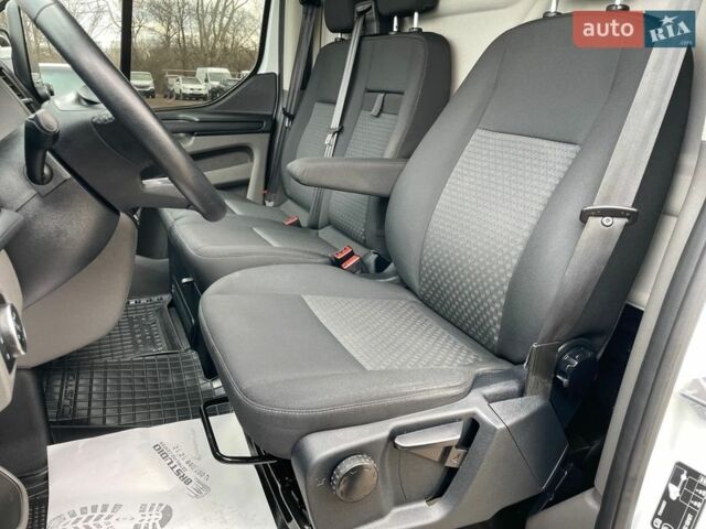 Белый Форд Транзит Кастом, объемом двигателя 2 л и пробегом 255 тыс. км за 16555 $, фото 24 на Automoto.ua