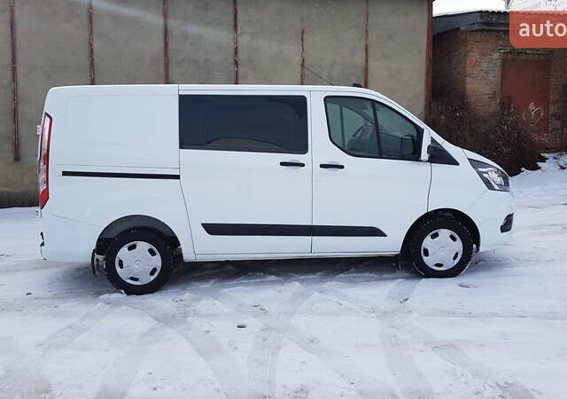 Белый Форд Транзит Кастом, объемом двигателя 2 л и пробегом 142 тыс. км за 18400 $, фото 10 на Automoto.ua