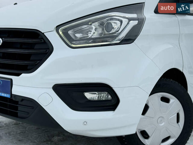 Белый Форд Транзит Кастом, объемом двигателя 2 л и пробегом 230 тыс. км за 21500 $, фото 28 на Automoto.ua