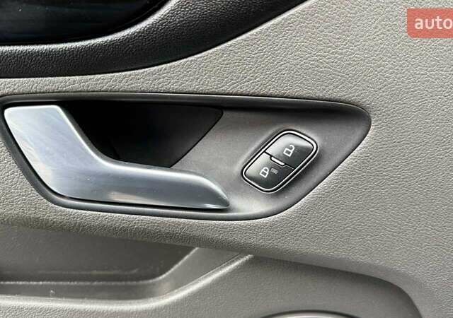 Білий Форд Транзит Кастом, об'ємом двигуна 2 л та пробігом 208 тис. км за 19700 $, фото 31 на Automoto.ua