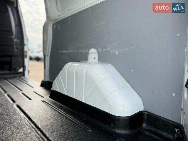 Белый Форд Транзит Кастом, объемом двигателя 2 л и пробегом 230 тыс. км за 21500 $, фото 38 на Automoto.ua
