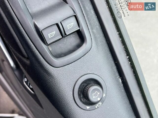 Белый Форд Транзит Кастом, объемом двигателя 2 л и пробегом 180 тыс. км за 17999 $, фото 23 на Automoto.ua