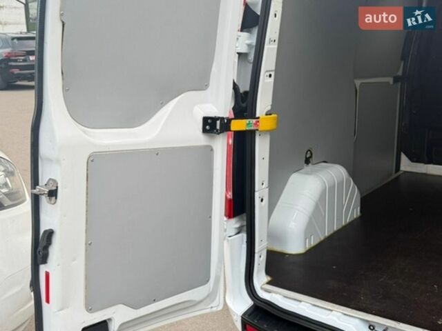 Білий Форд Транзит Кастом, об'ємом двигуна 2 л та пробігом 175 тис. км за 17900 $, фото 14 на Automoto.ua